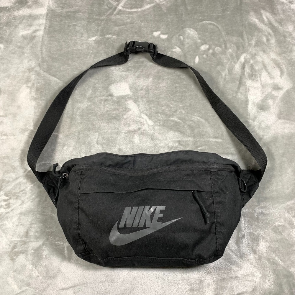 Nike Tech Hip Pack Crossbody Bag Commuter 10L Black Travel Commute Large‎ Fanny